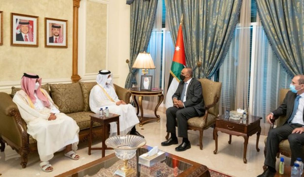 Jordan's PM meets FM